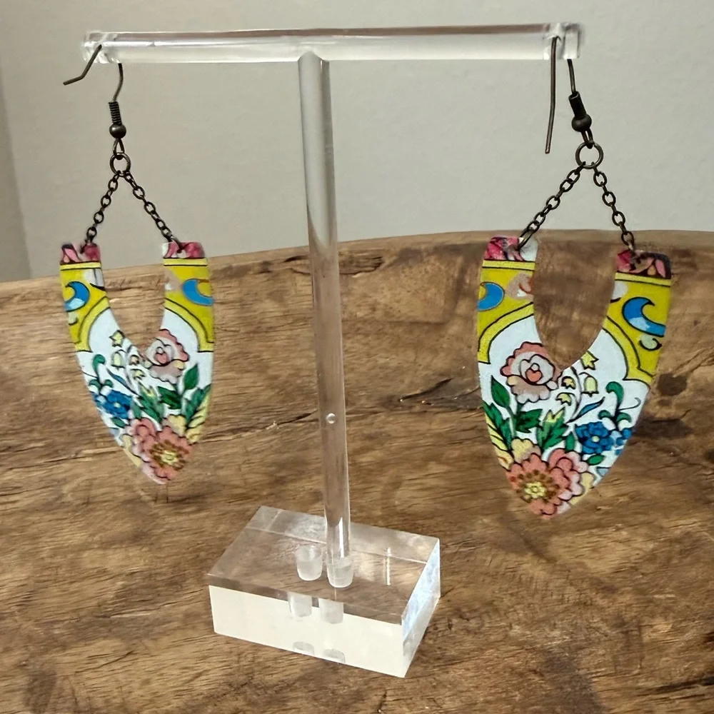 Plunder Lottie Metal Antique Gold Drop Earrings